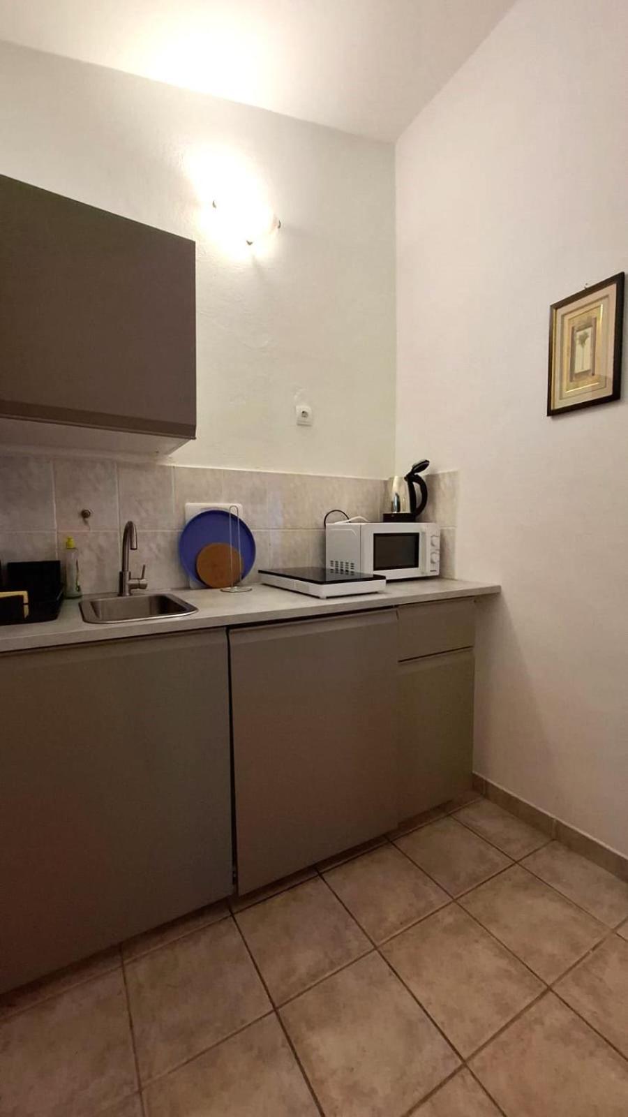 Apartman Karin Donji Karin Zewnętrze zdjęcie