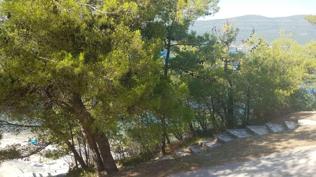 Apartman Karin Donji Karin Zewnętrze zdjęcie